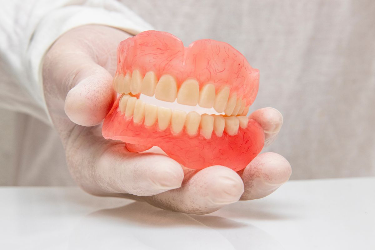 Dentures in Wanjari Nagar